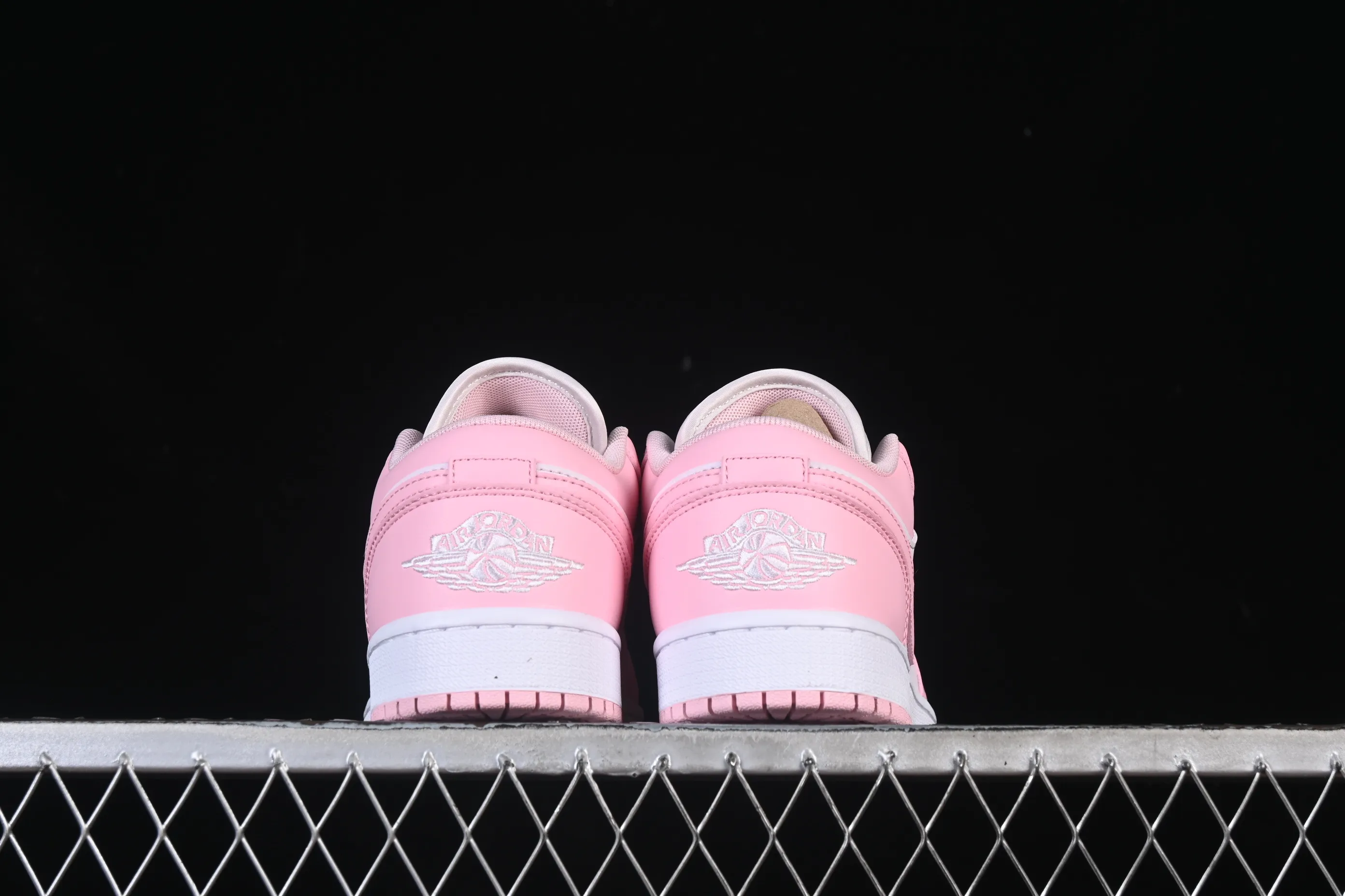 All categories Air Jordan Jordan series basketball shoes Air Jordan 1 Low Air Jordan 1 Low AJ1 Joe 1 Pearl Pink Low-top cultural and casual sneakers 553560-614